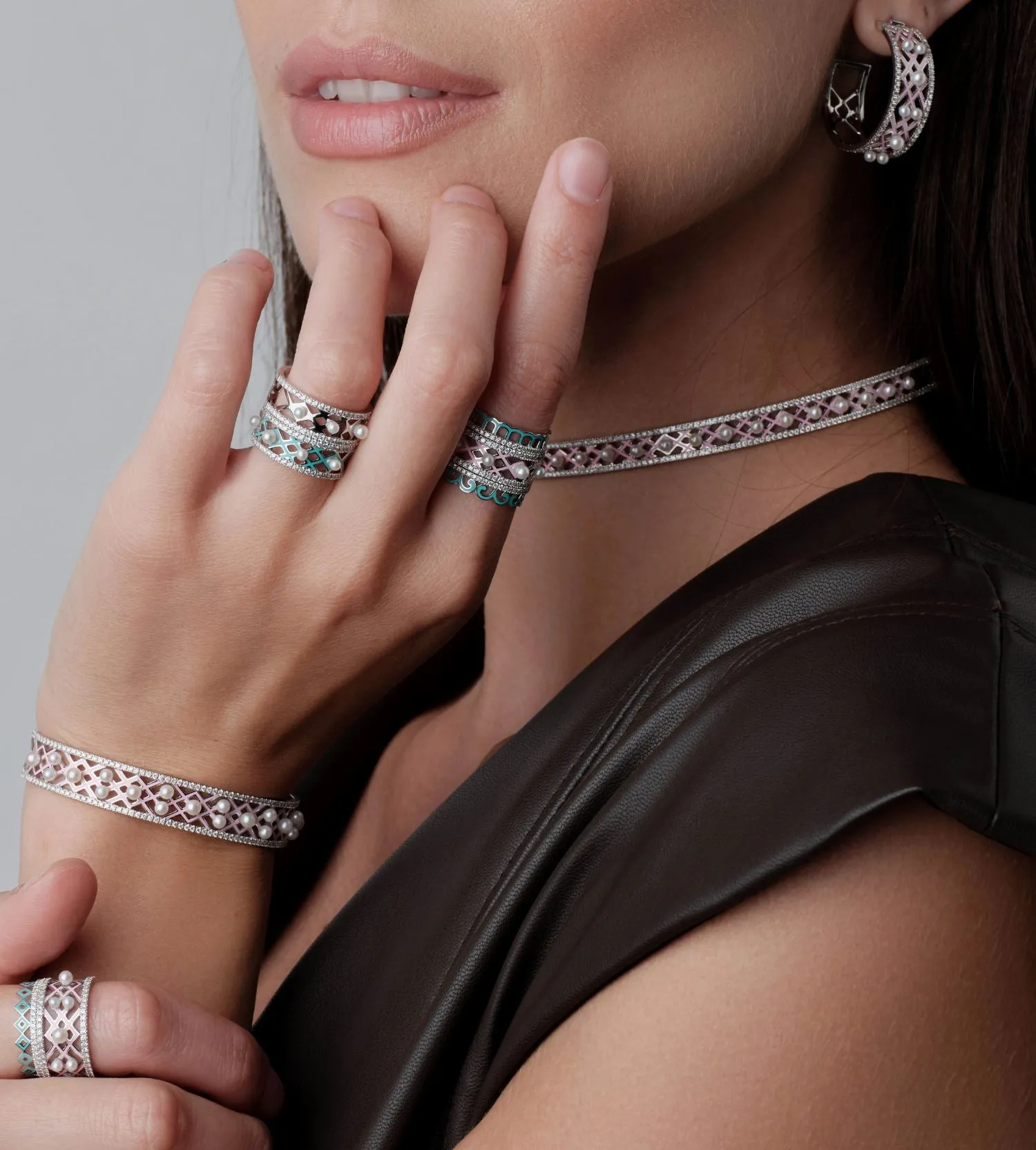 Alma Aqua Scroll Ring