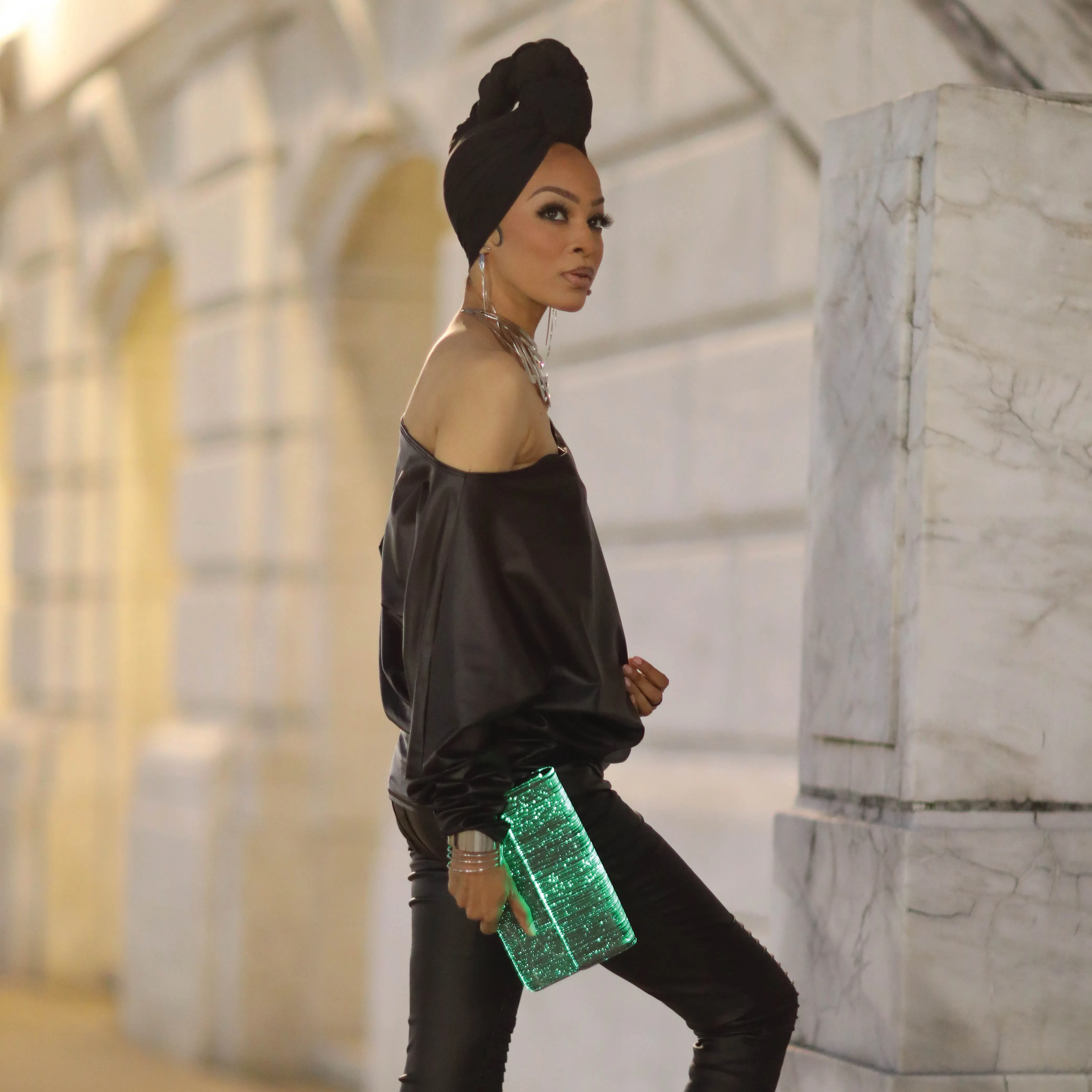 Color Me Clutch LED Handbag, Oprah's Favorite Things 2024!