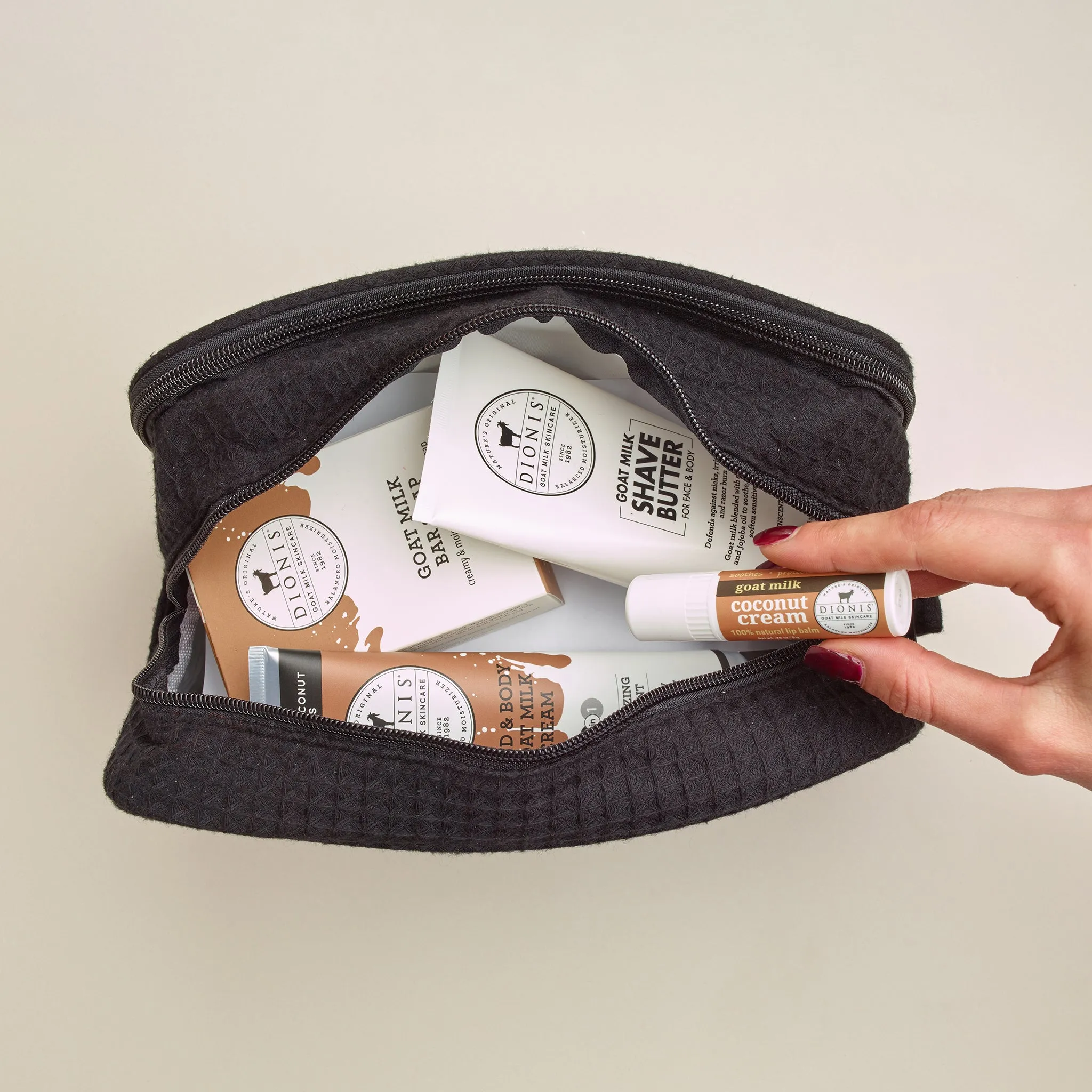 Creamy Coconut & Oats Limited Edition Travel Set
