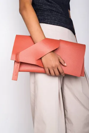 Diagonal Slashed Clutch Borítéktáska - Size   Colour Options