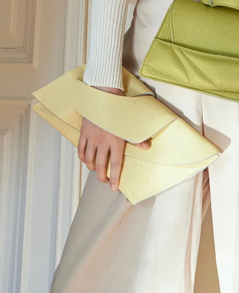 Diagonal Slashed Clutch Borítéktáska - Size   Colour Options