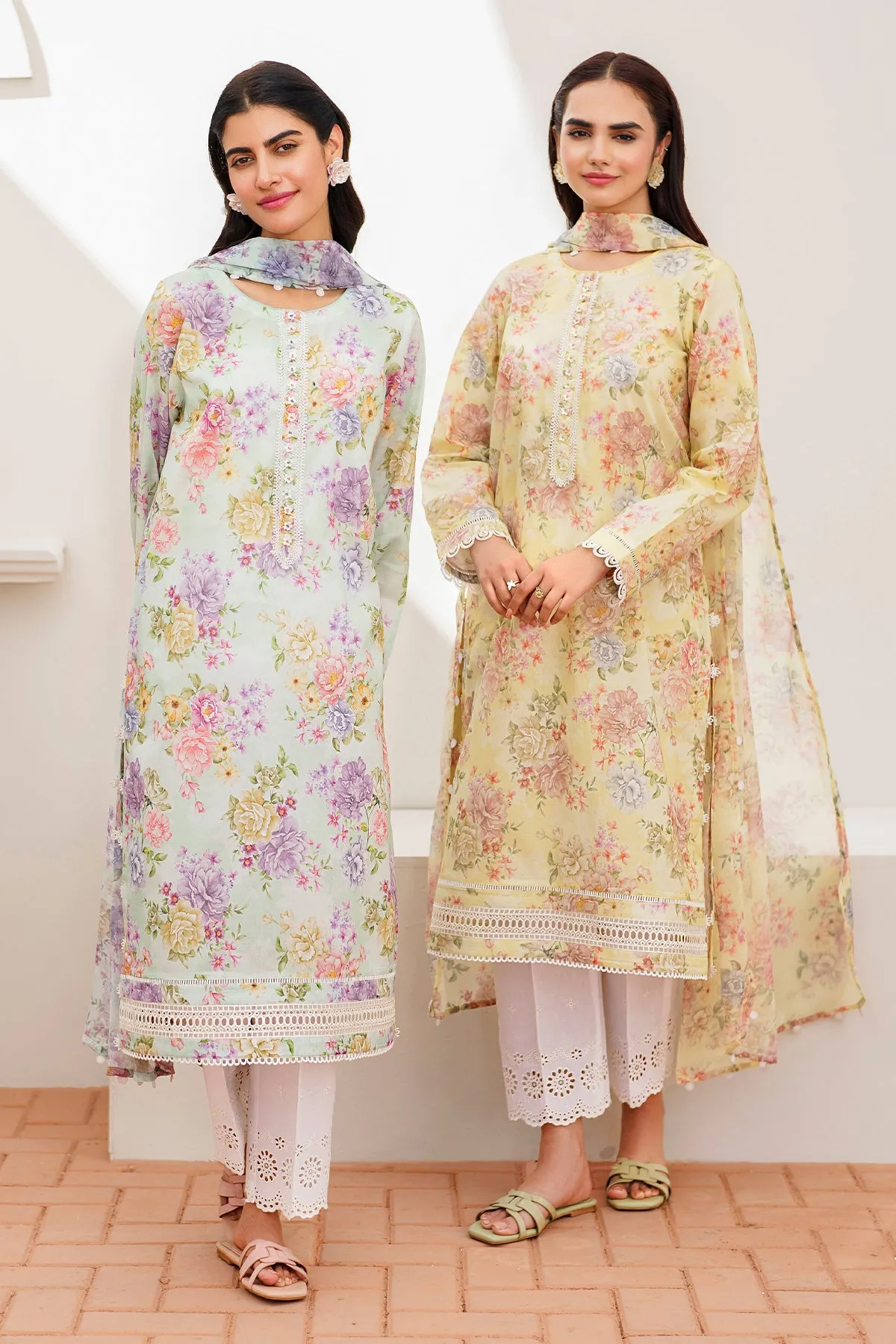 EMBROIDERED PRINTED LAWN UF-631