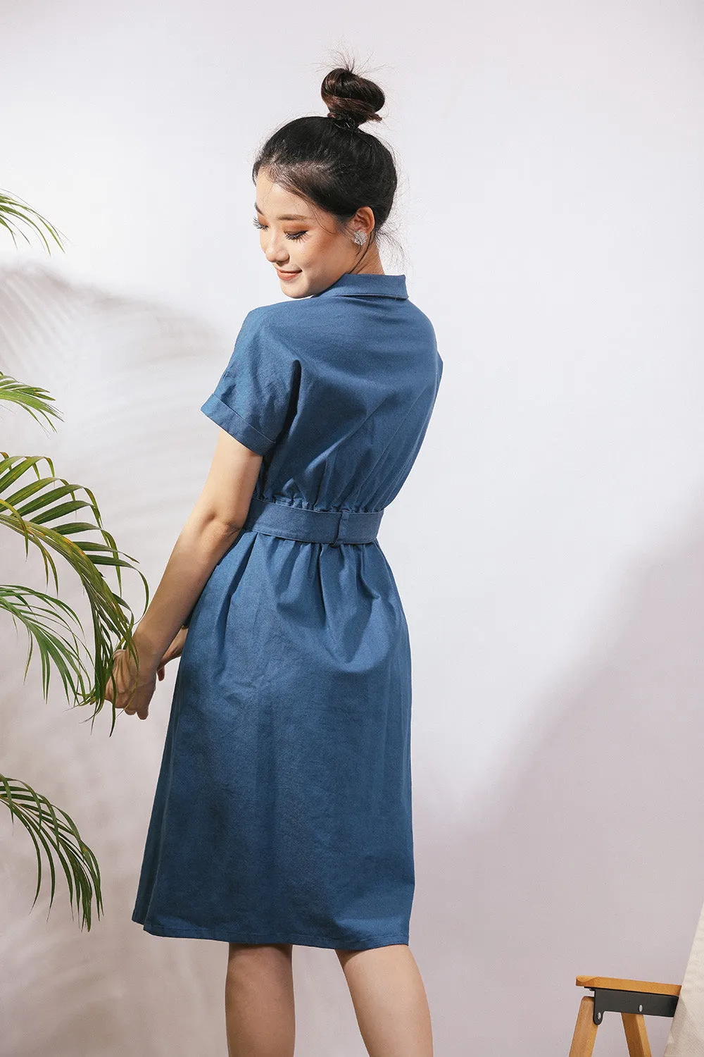 Ferya Denim Dress in Dark Wash no