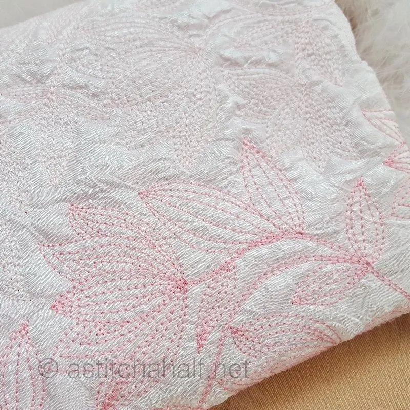 Floral Flush Zipper Purse