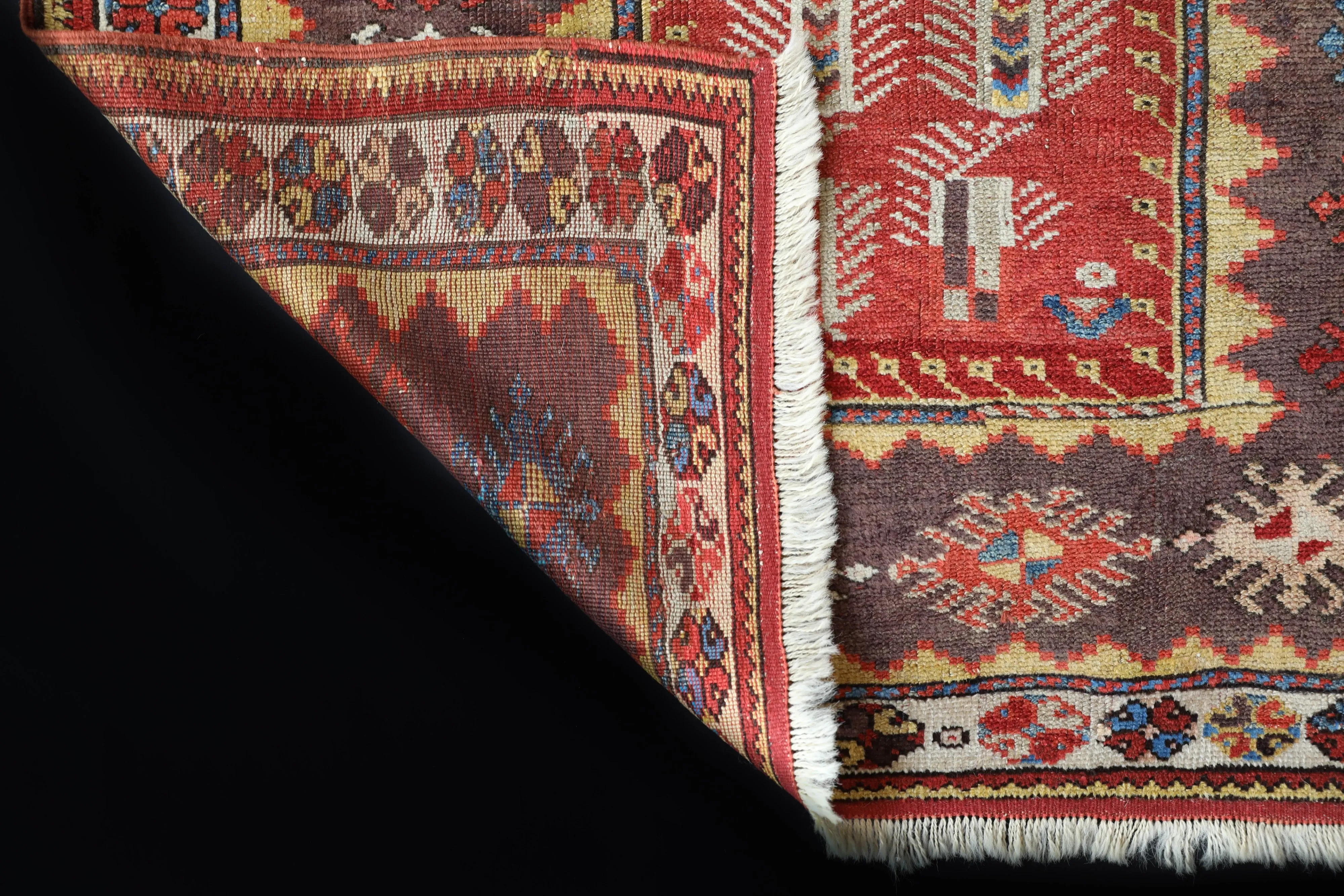 Heritage Collection - Antique Ada Milas Rug 3'8"x5'2"