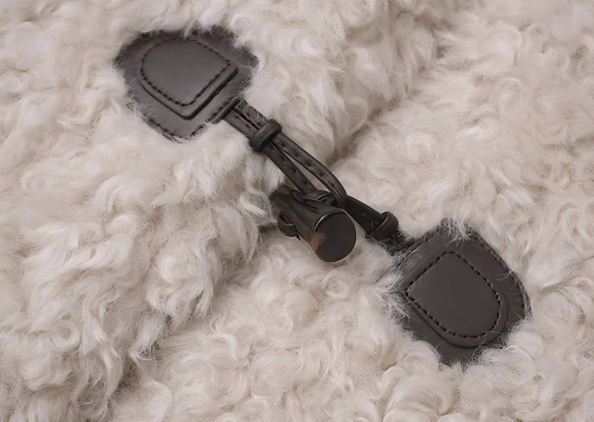 INTEGRATED FUR SHORT JACKET