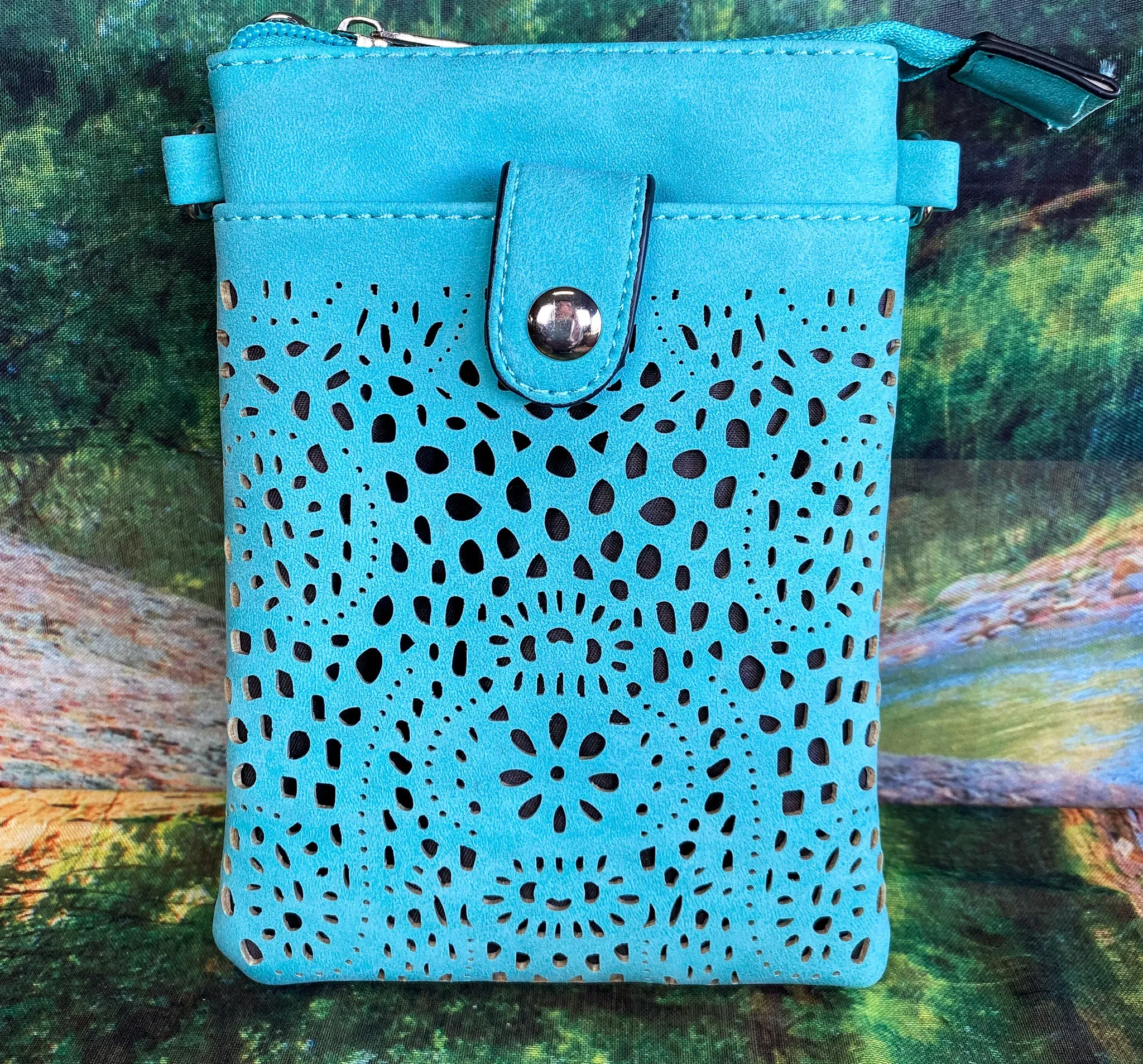 Laser Cut Cell Pouch