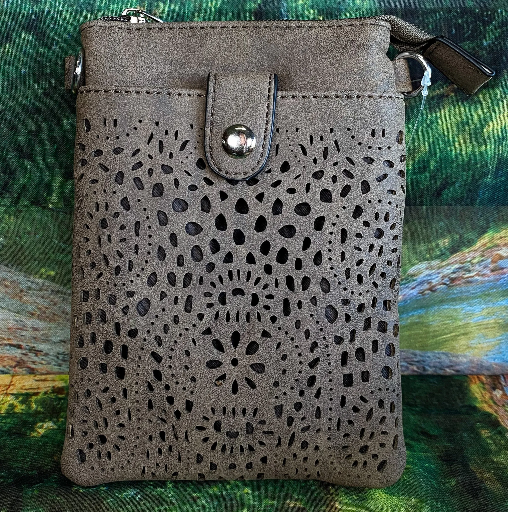 Laser Cut Cell Pouch