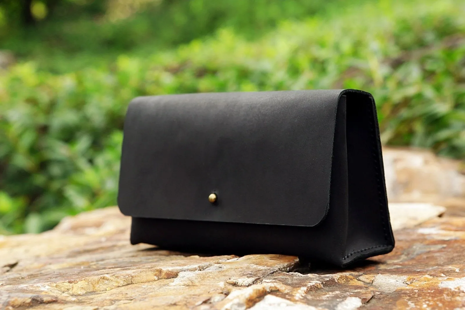leather macbook charger pouch