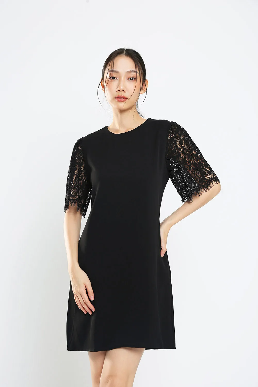 Mallorie Lace Dress in Black