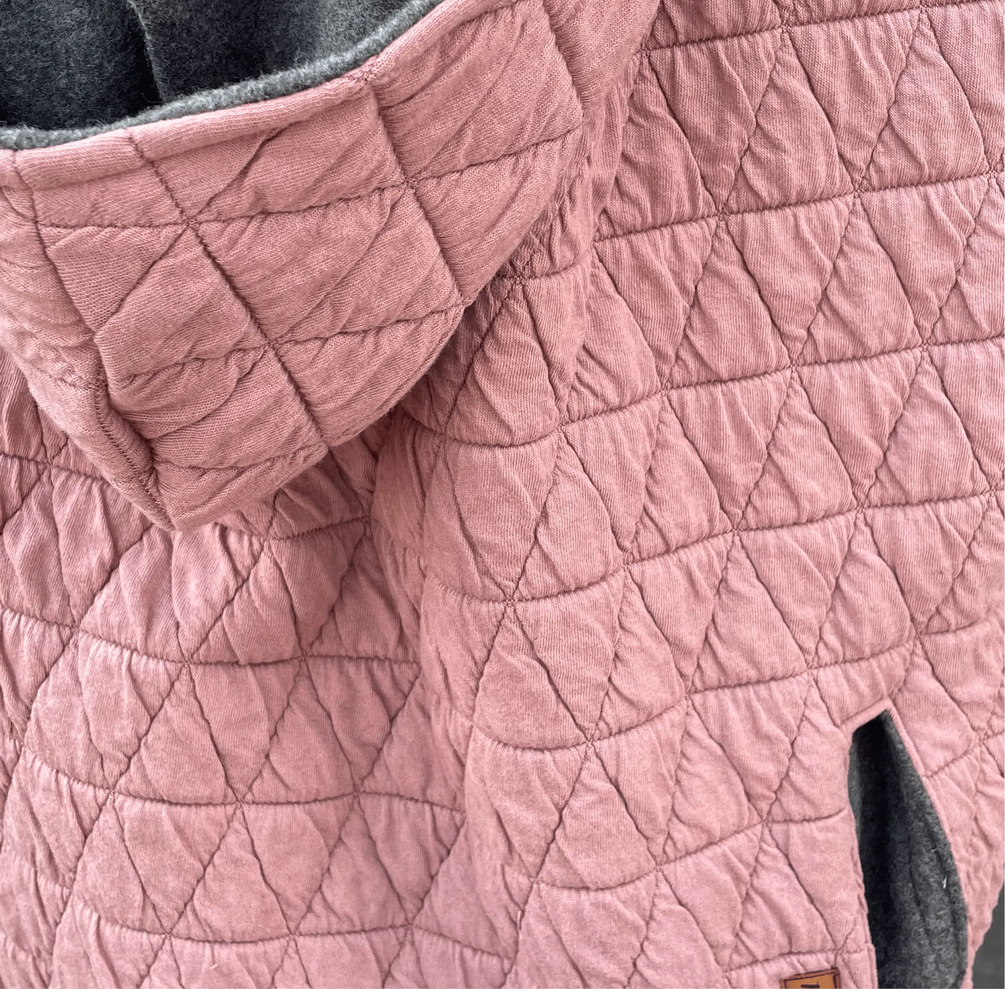 Mauve Quilted Triangles - Sweater Knit Carrier Cover