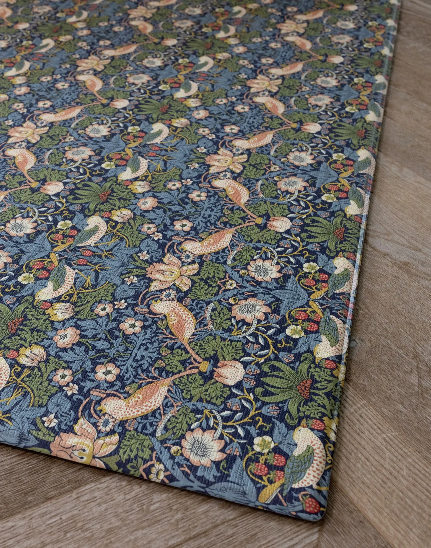 Morris & Co. The Strawberry Thief Playmat