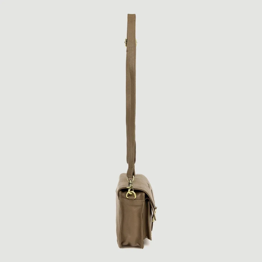 Natural leather purse