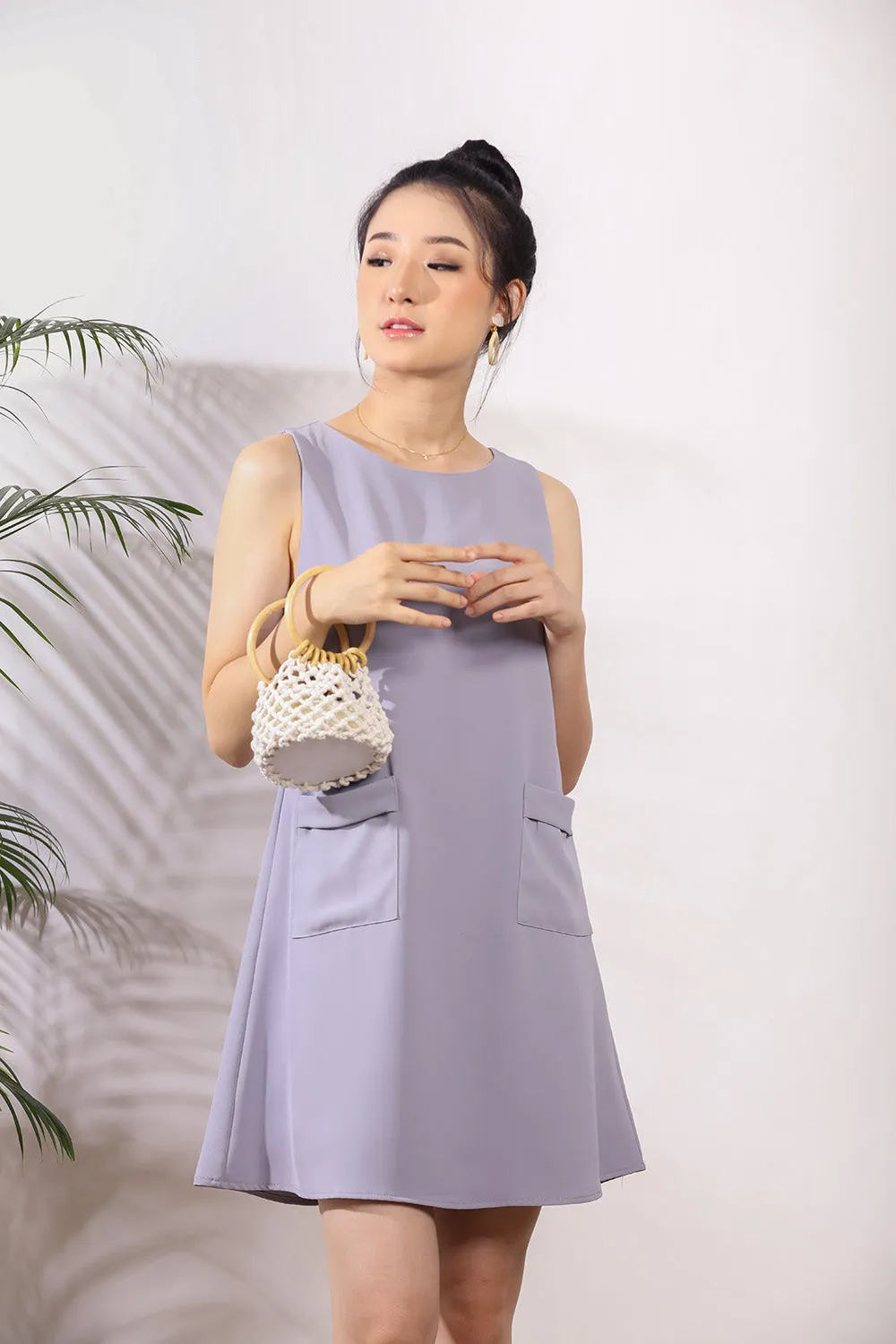 Nella Front Pockets Shift Dress in Slate Blue