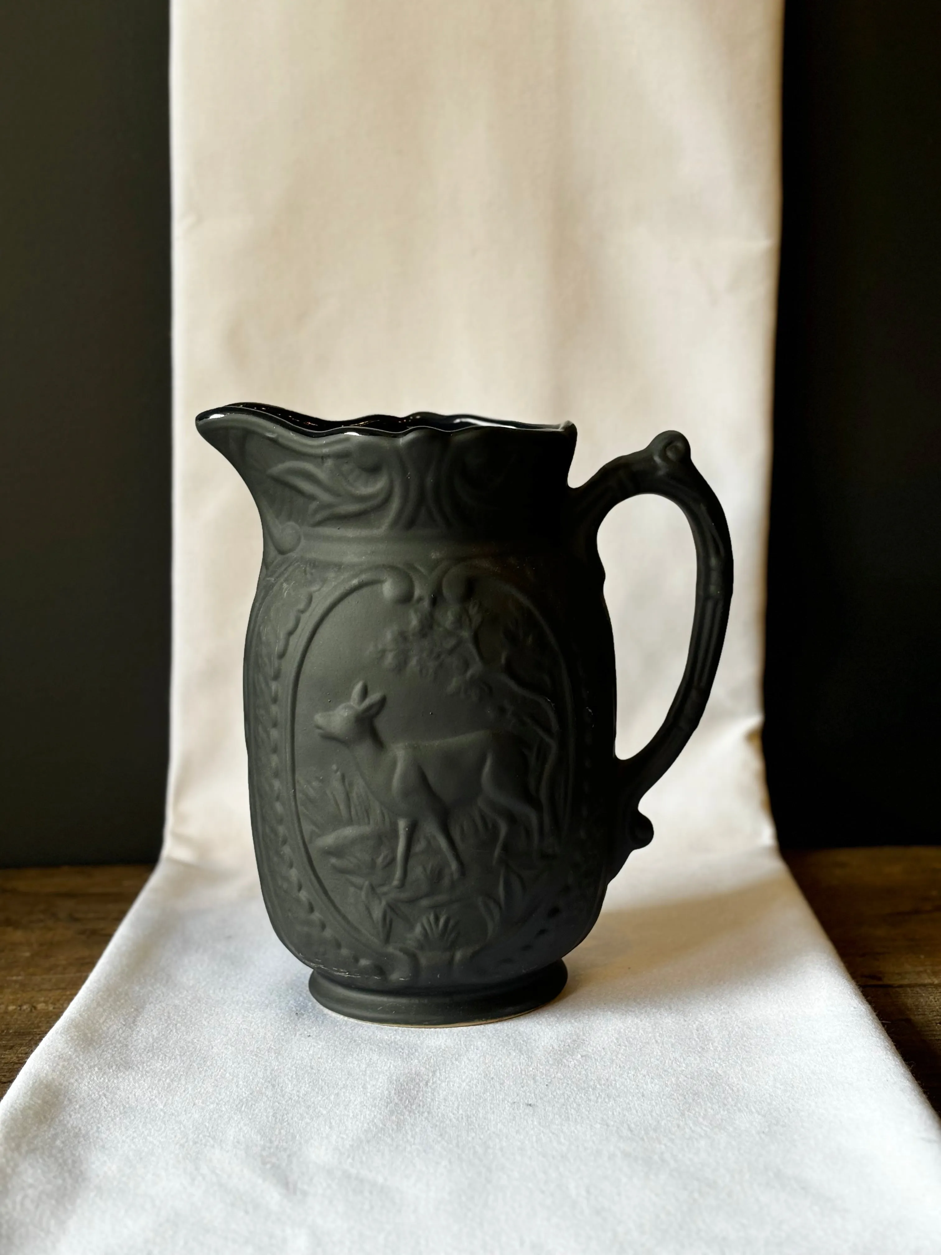 Pitcher Deer Model