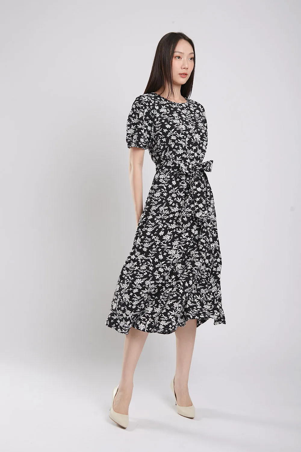 Quintessa Maxi Dress in Black Floral Print