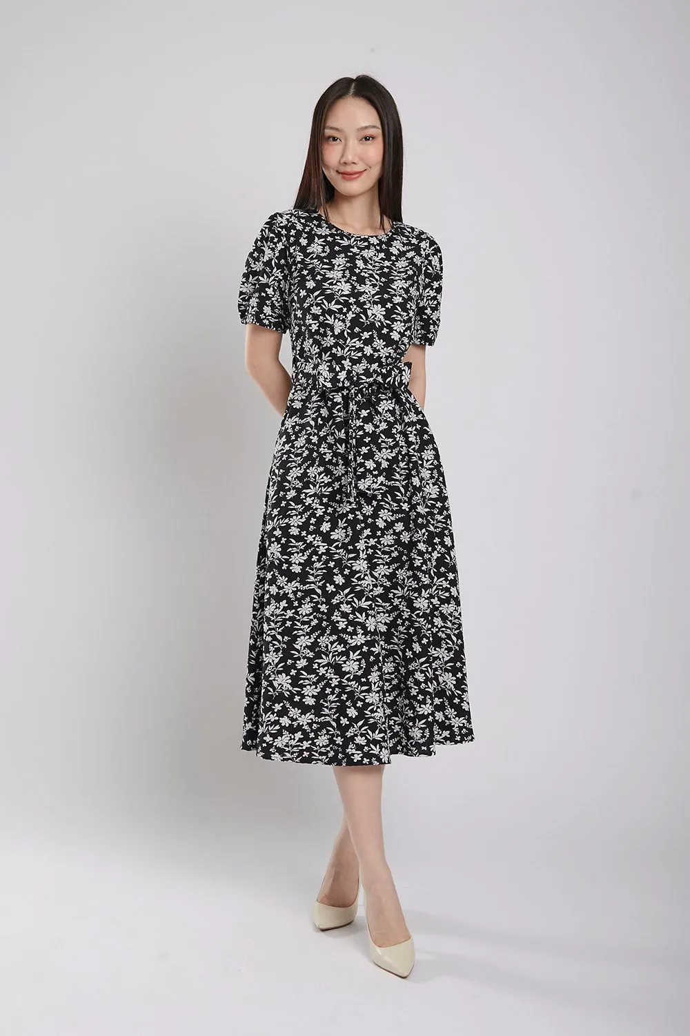 Quintessa Maxi Dress in Black Floral Print