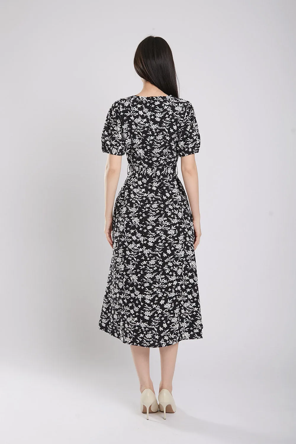 Quintessa Maxi Dress in Black Floral Print