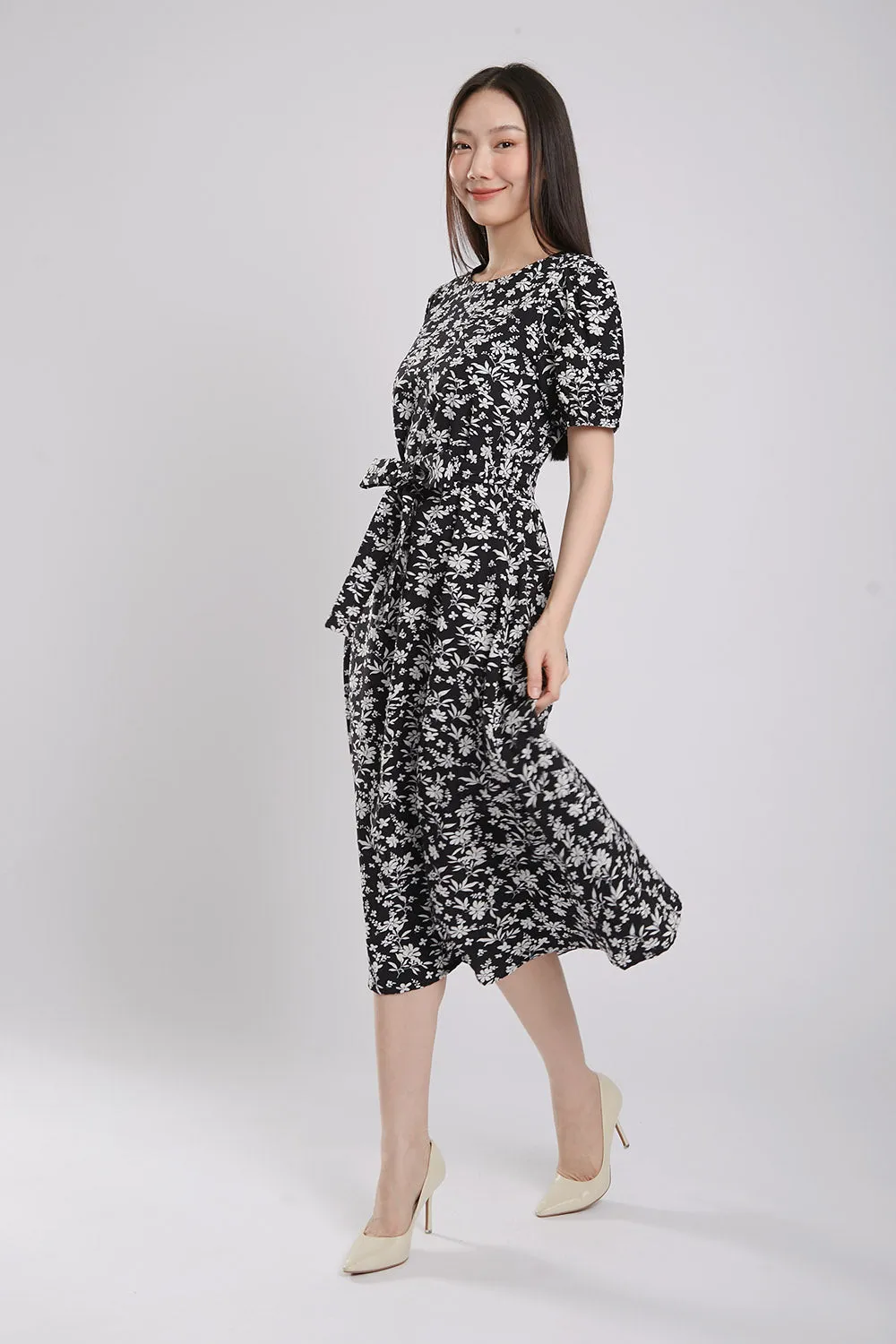 Quintessa Maxi Dress in Black Floral Print