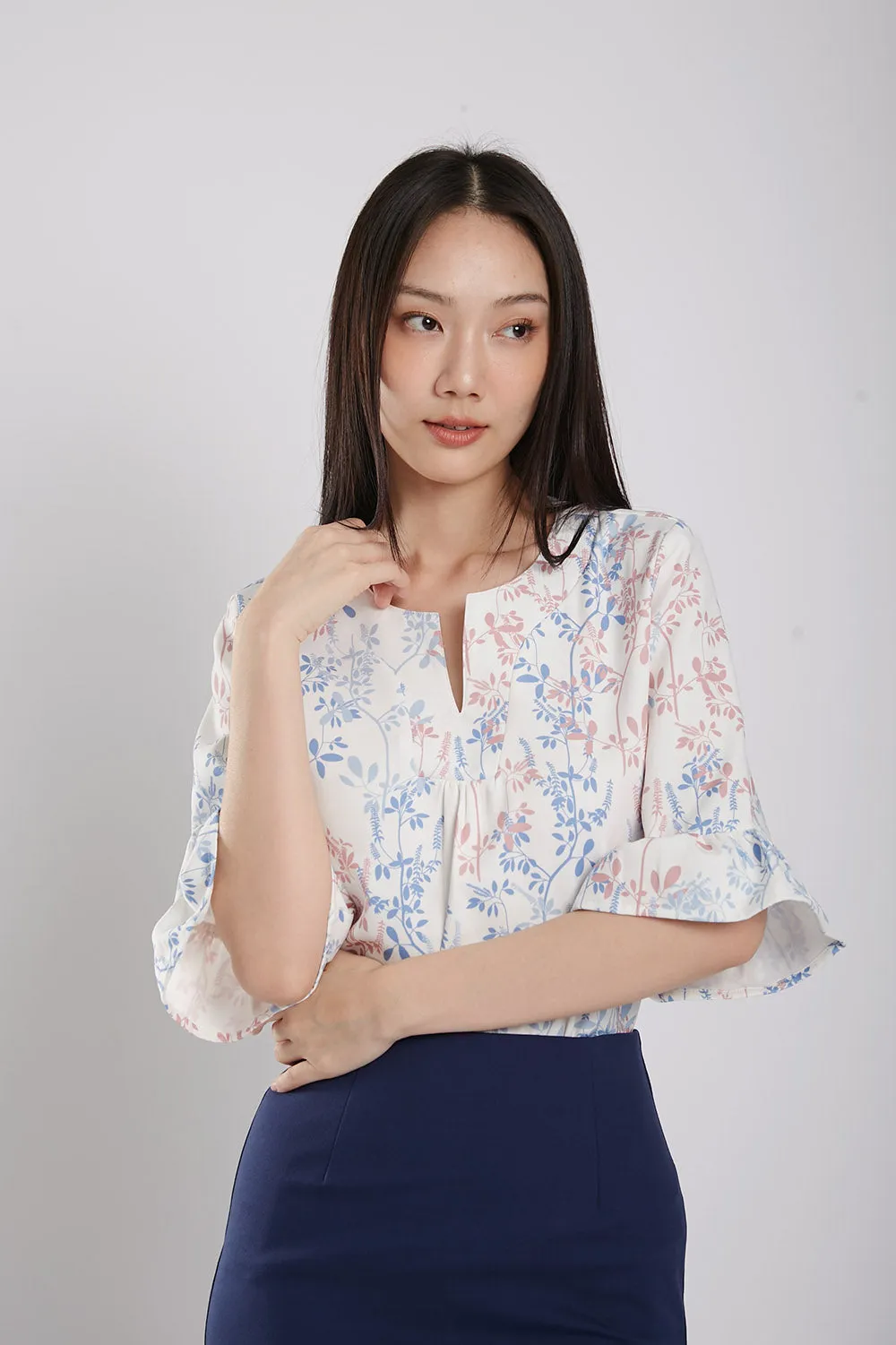 Sevynn Blouse in Floral Print