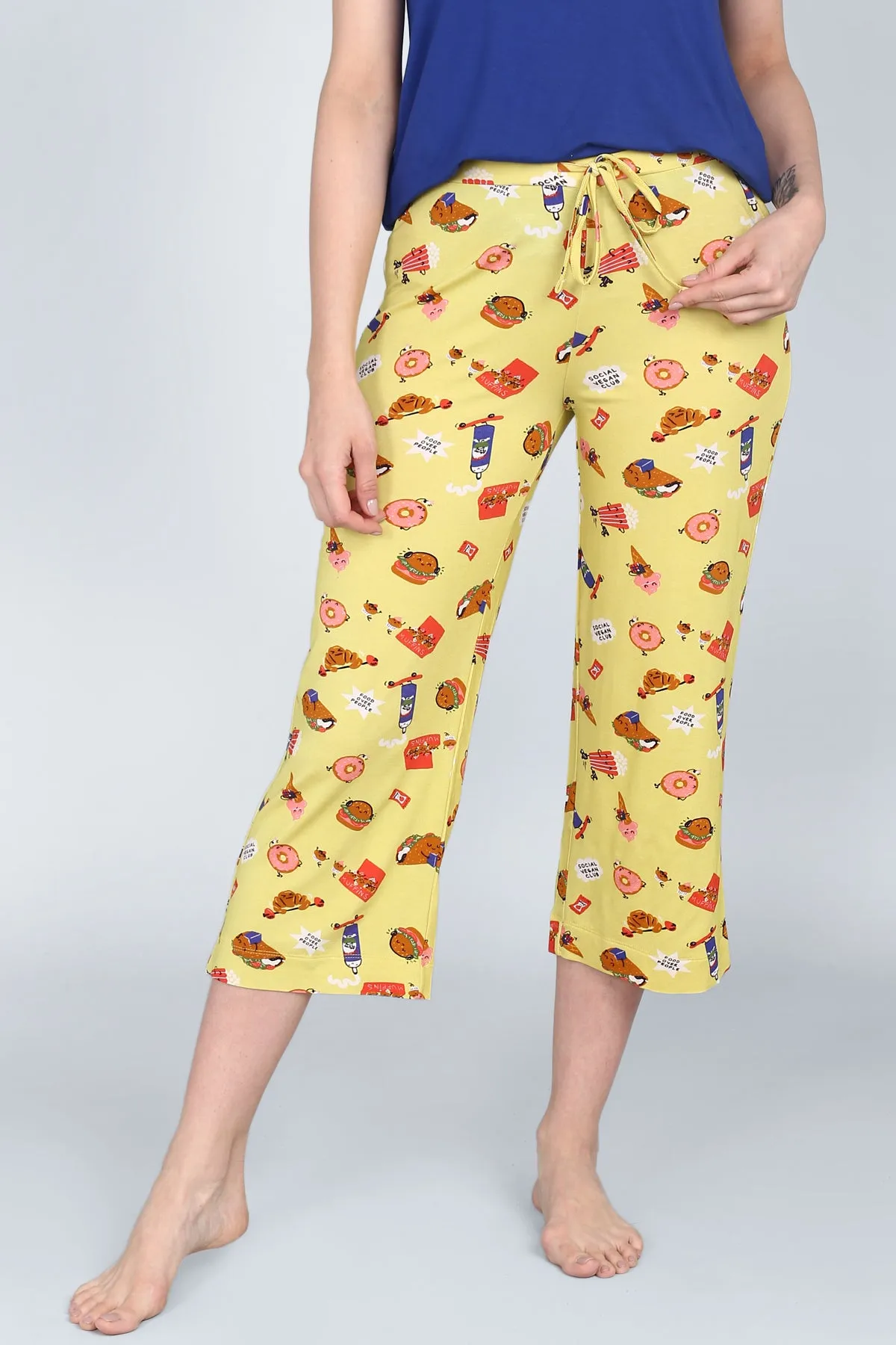 Social Vegan Capri Set