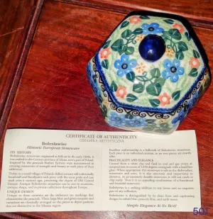 Unikat Hand Painted Trinket Box in Poland by: LMaczka
