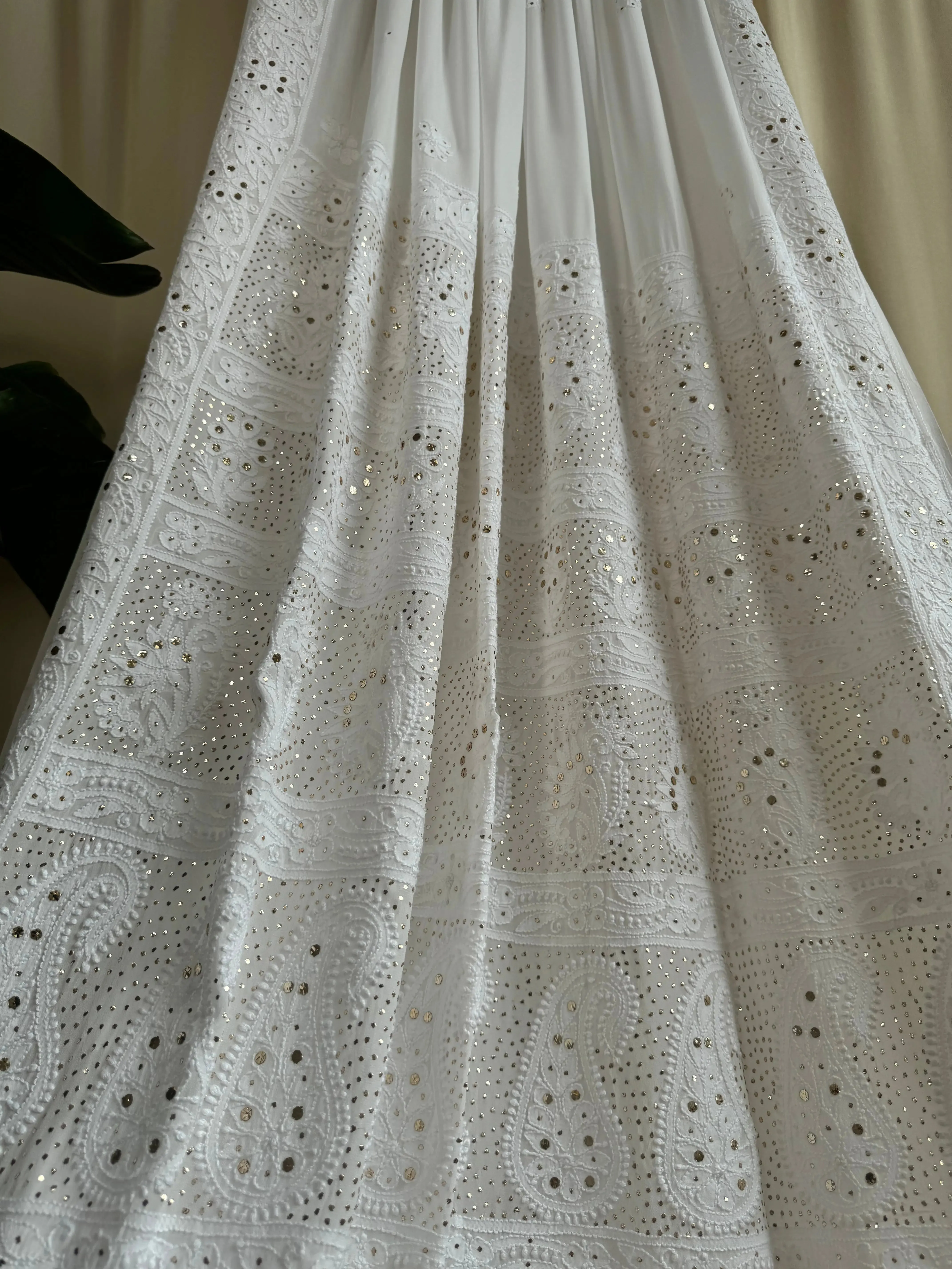 Viscose White Chikankari saree with Mukaish Work